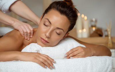 De-Stress Before the Holidays: The Ultimate Benefits of a Relaxing Massage at ICONIC Beautique