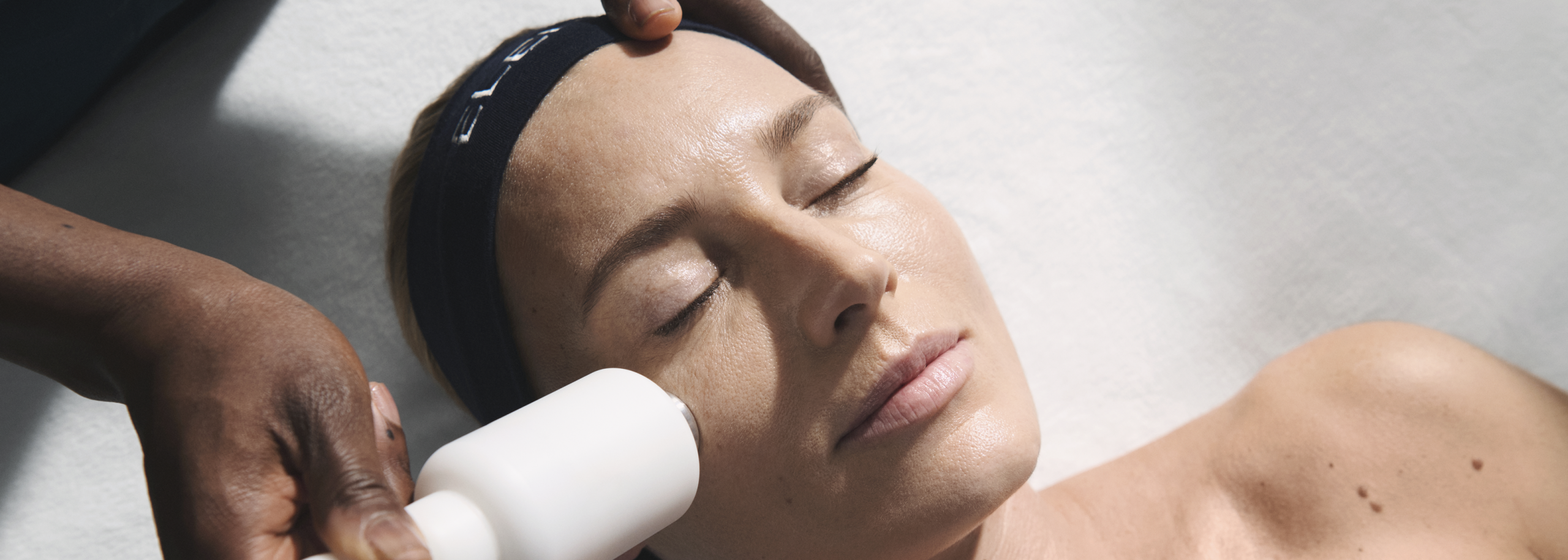 ELEMIS Expert™ Tech Facials in Evesham _ Glowing Skin